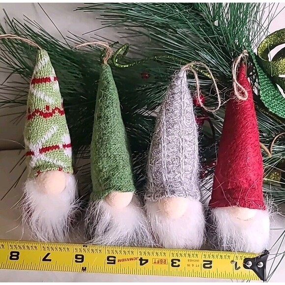 NWT Lot of 4 Vdealen Holiday Christmas Ornament Gnome Plush Red Gray Green 6" - Picture 3 of 6